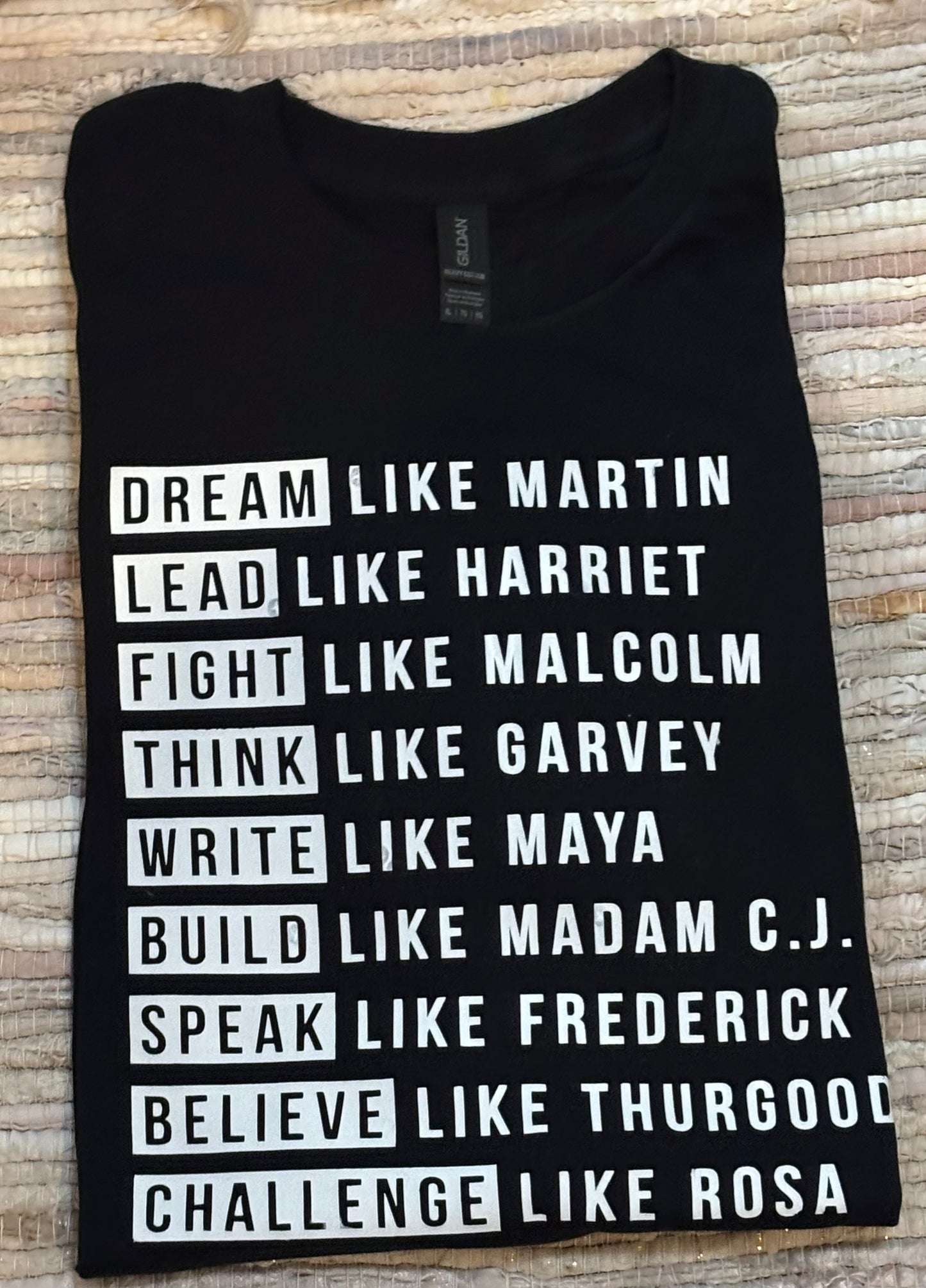 "Dream, Lead, Fight" - T-Shirt Bar